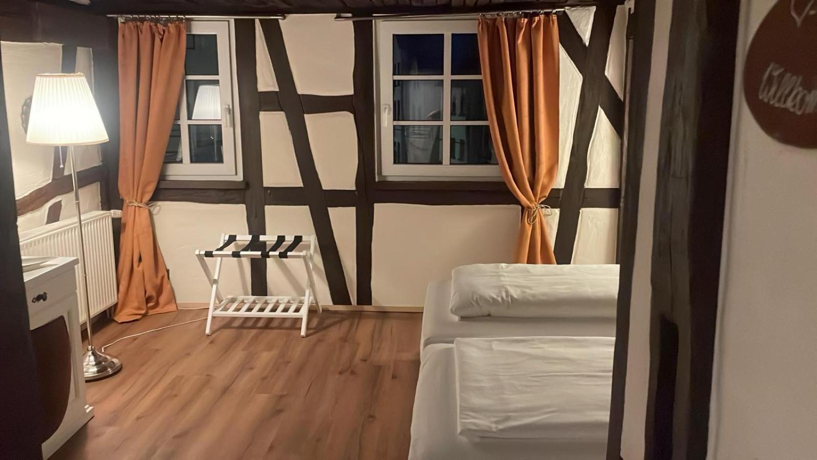 Hotel Restaurant Altes Badhaus Эбербах Экстерьер фото