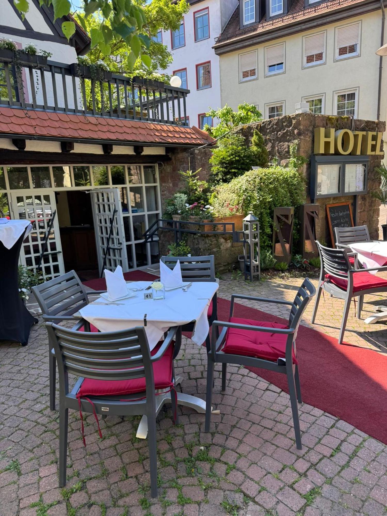 Hotel Restaurant Altes Badhaus Эбербах Экстерьер фото