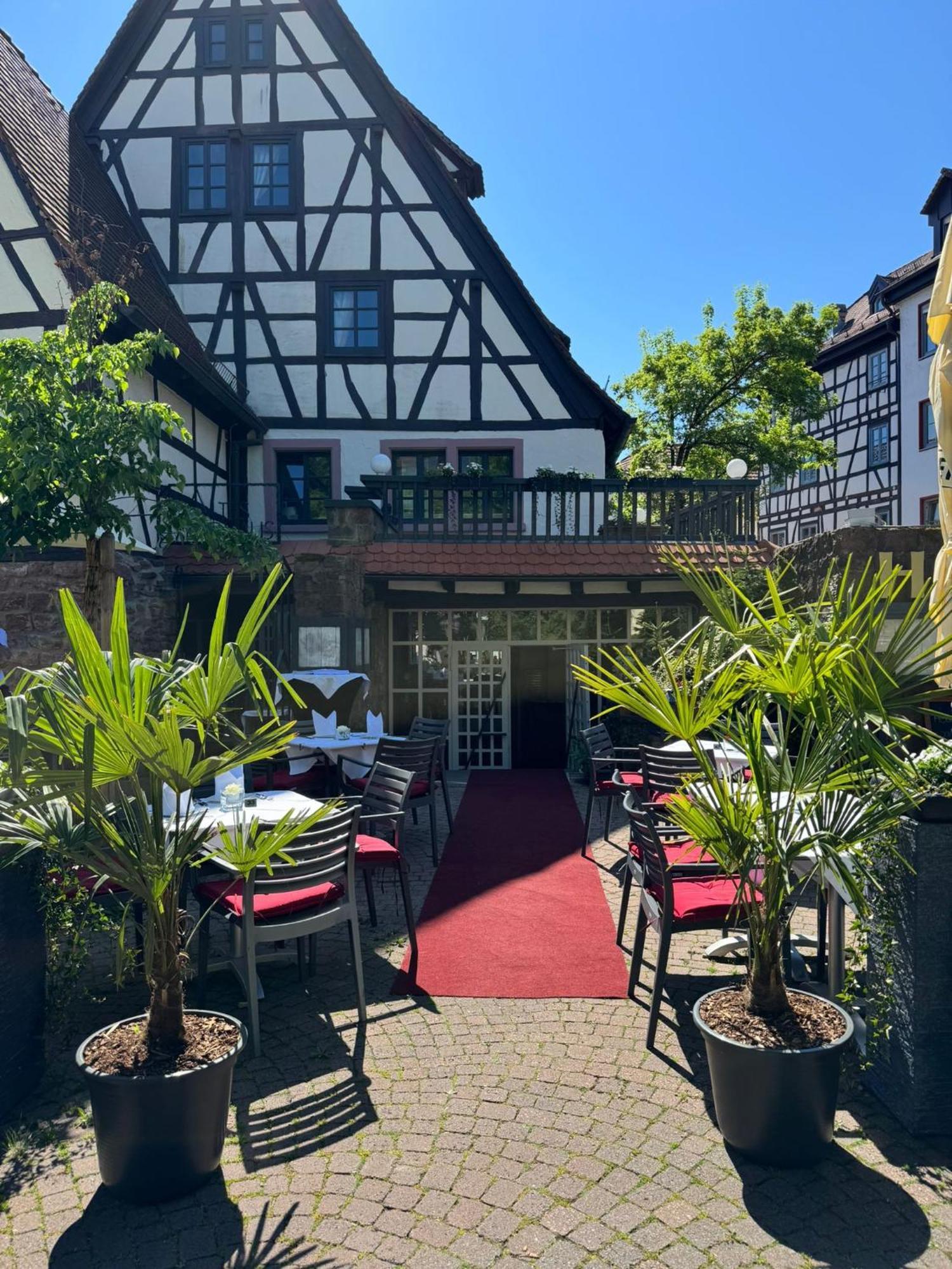 Hotel Restaurant Altes Badhaus Эбербах Экстерьер фото